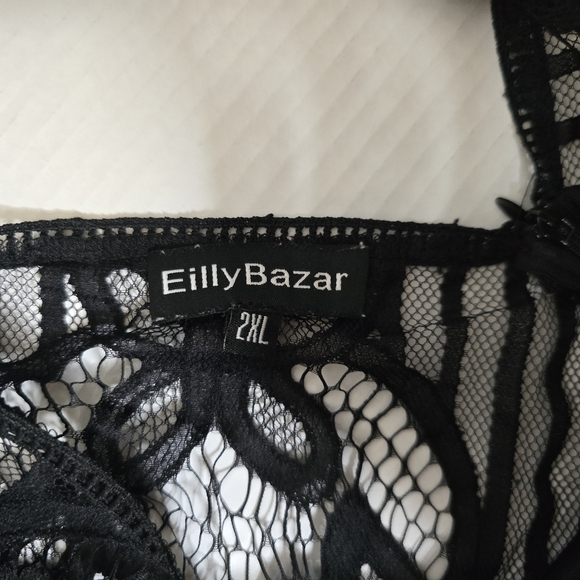 Emily Bazar Lace Cocktail Dress - Picture 2 of 3